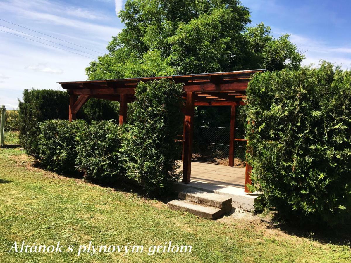 Bungalovy Classic Podhájska エクステリア 写真